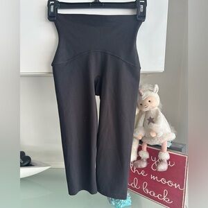 XS black SPANX crop leggings work 1x